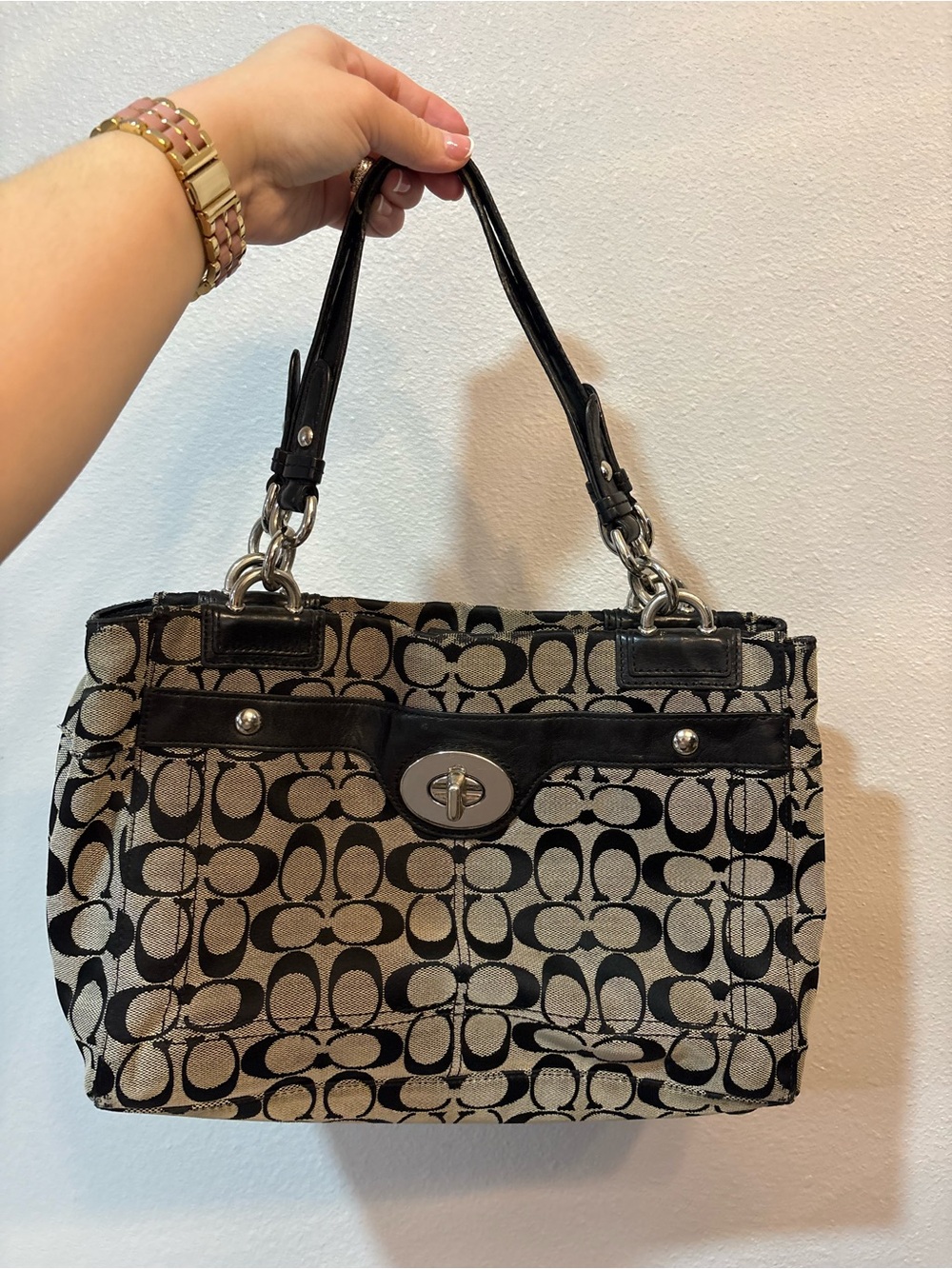 Vintage Coach Black and Tan Signature Shoulder Bag